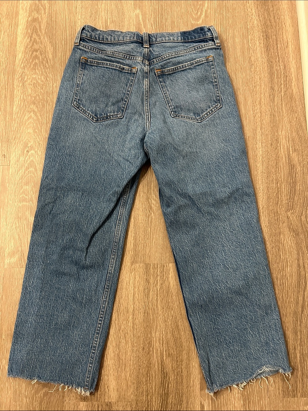Abercrombie & Fitch - The Vintage Straight High Rise Jeans - Picture 4 of 6
